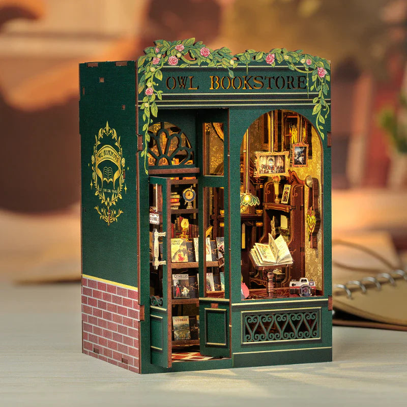 Livraria da Coruja — Kit Book Nook 3D com LED