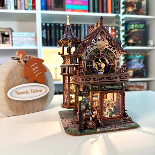 Torre do Relógio Mágico — Kit Book Nook 3D com LED e Caixa de Música